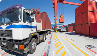 Cargo truck and containers